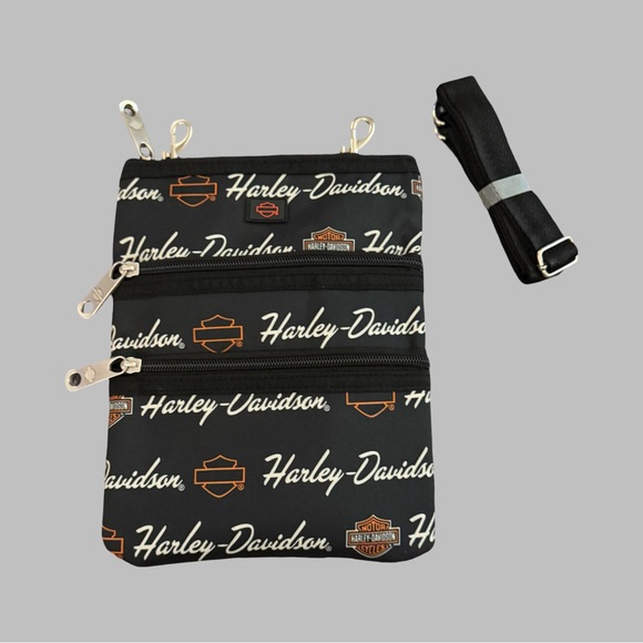 Harley-Davidson Handbags - HARLEY DAVIDSON Black Crossbody Bag